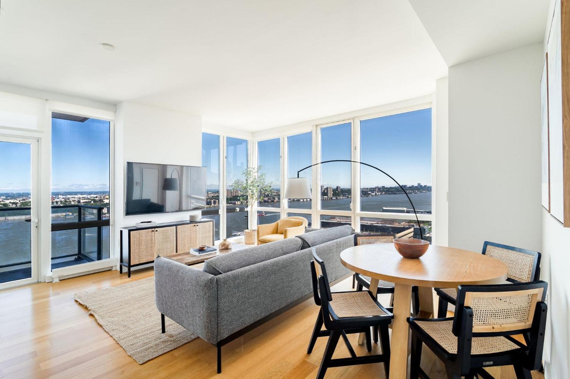 Apartment Cloud Crest Apt 2bd 2bath